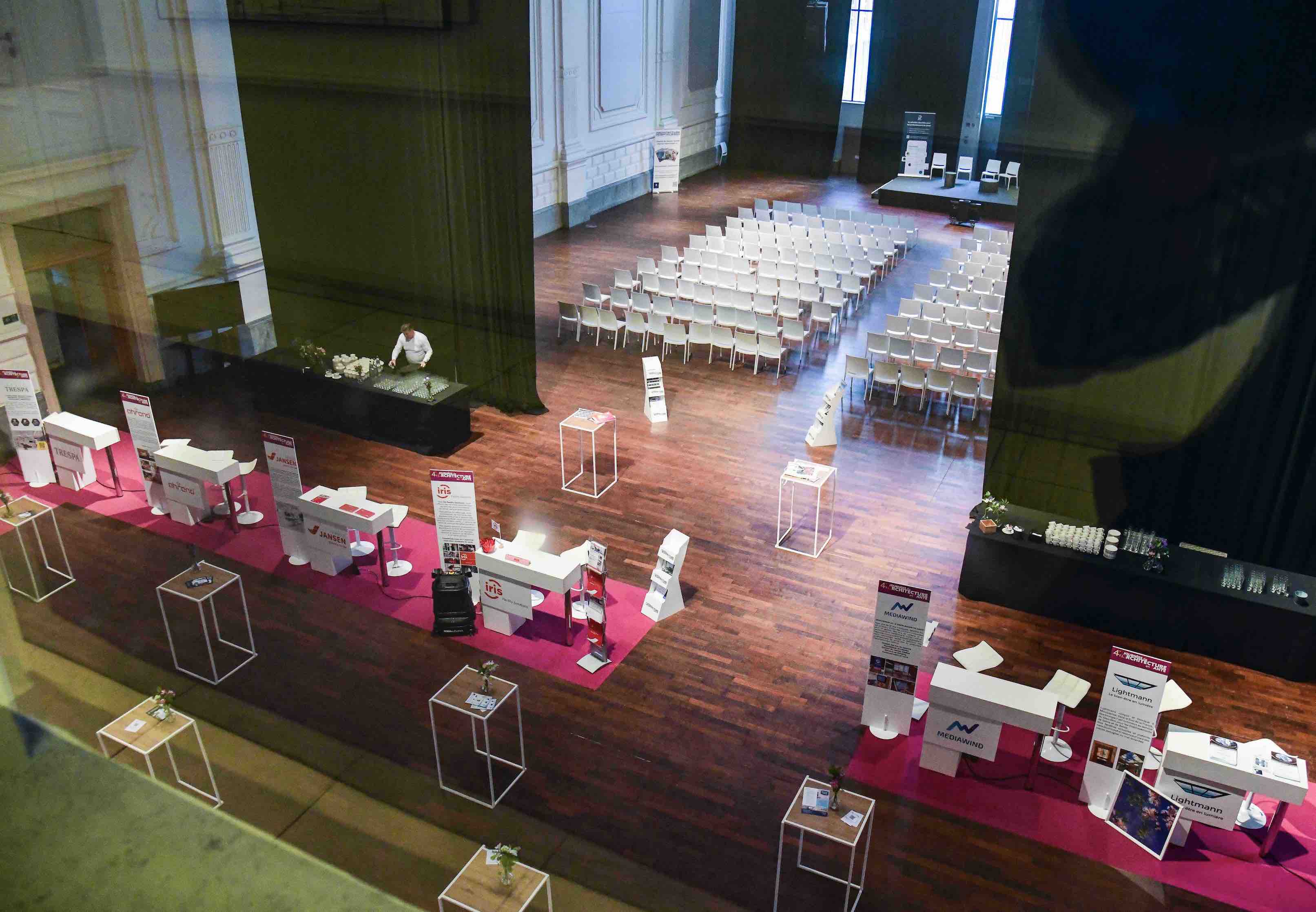 INSTALLATION GENERALE TOUR ET TAXIS BRUXELLES